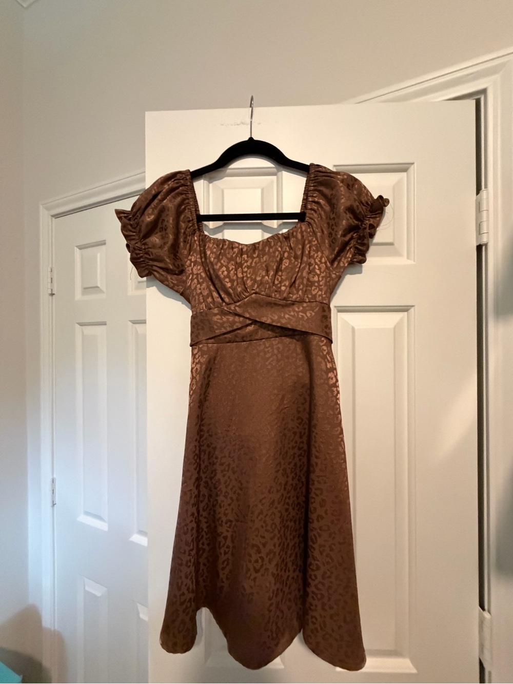 Mi Ami Brown Puff-Sleeve Midi Dress